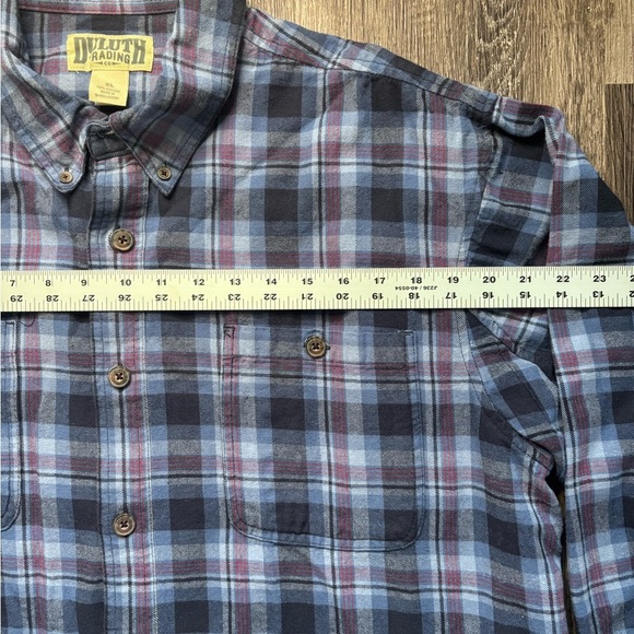 Duluth Trading Co Blue and Gray Casual Button Down Shirt - Picture 6 of 6